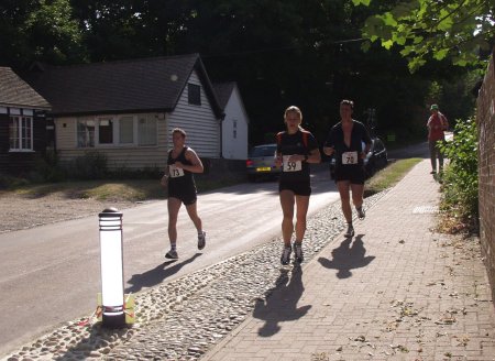 Runners en route