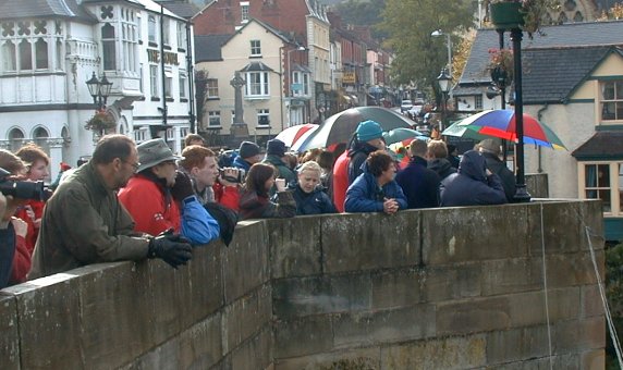 Bridge Spectators